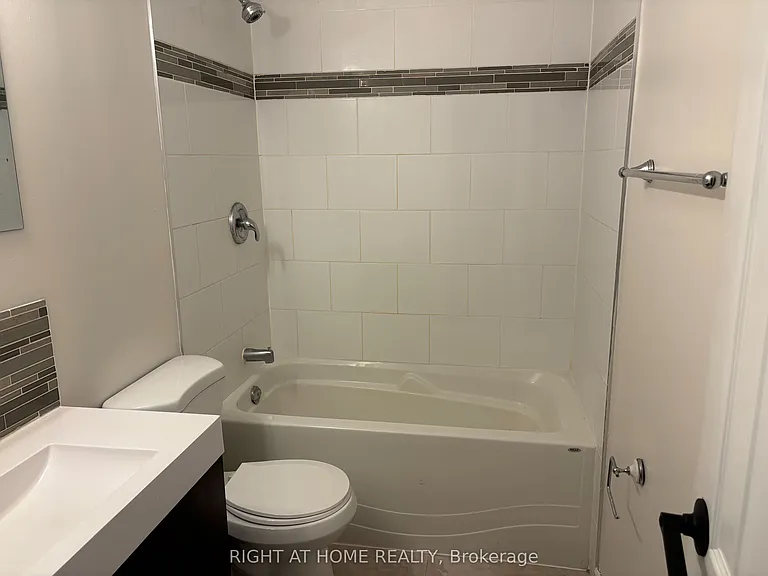 172 Patterson St — Photo 8