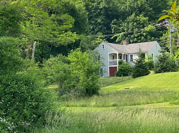 50 Millerton Rd, Lakeville, CT 06039