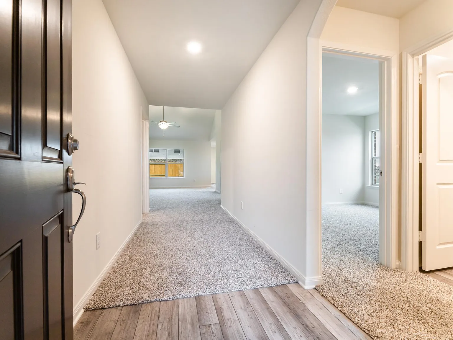 3 bed, 1683 sqft, $2,000 — Photo 2
