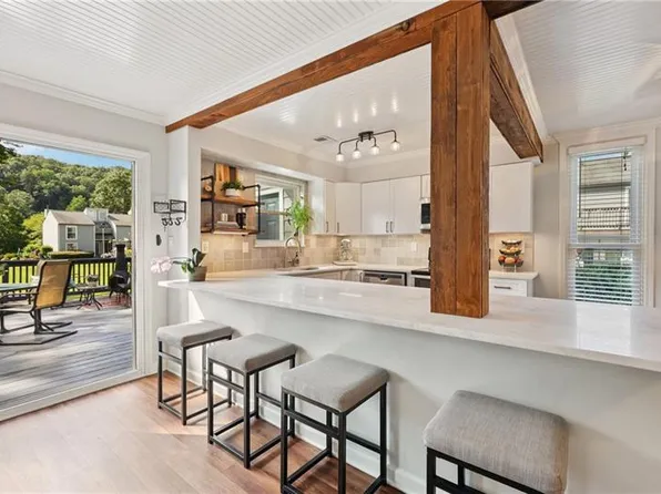 1027 Riverbend Club Dr SE, Atlanta, GA 30339