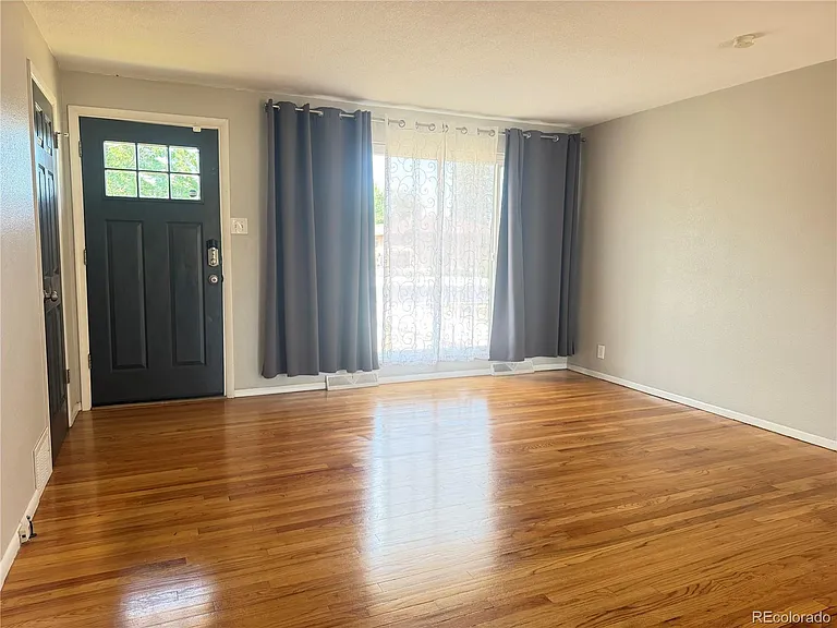 3470 W Arizona Ave — Photo 4