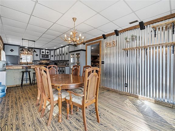 5th image of 893 Dillie Rd