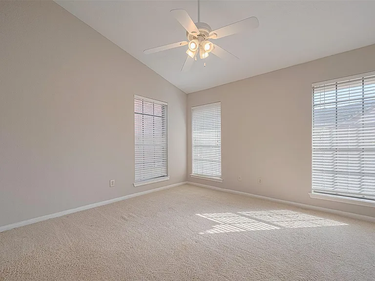 2211 S Kirkwood Rd #19 — Photo 22