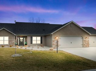 958 Hickory Ct, Decatur, IN 46733