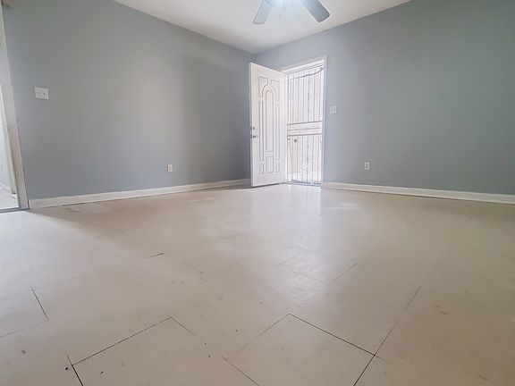 3rd image of 222 Fulton Ave #G