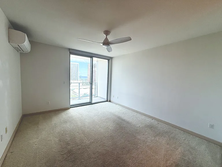 555 South St #1804 — Photo 3