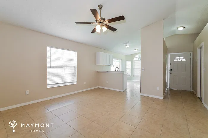 3 bed, 2.0 bath, 1088 sqft, $1,825 — Photo 4