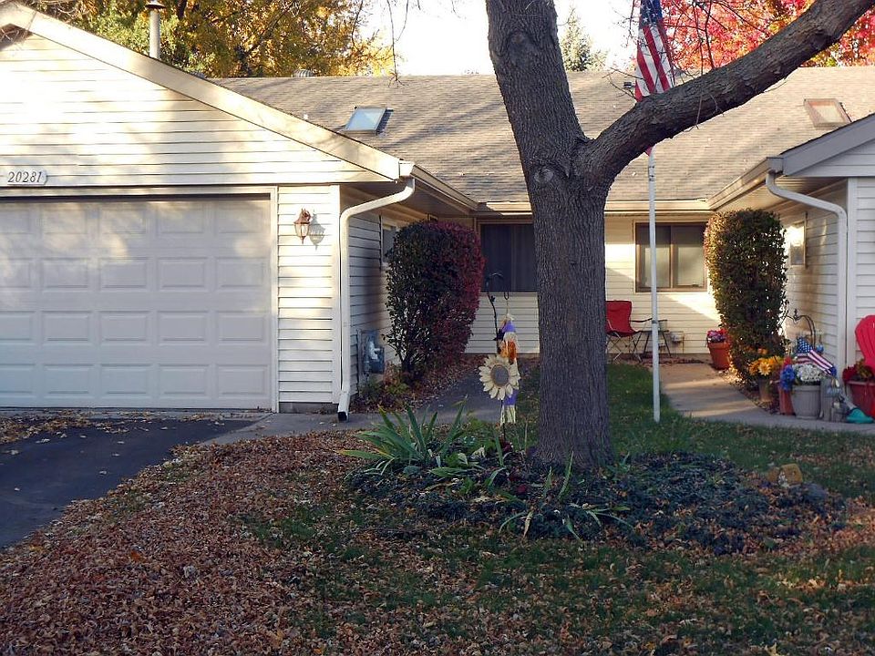 Hunters Ct lot info.pdf