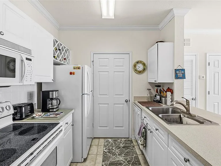 1216 S Missouri Ave #203 — Photo 4