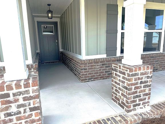 2nd image of 1227 Hayward Loop