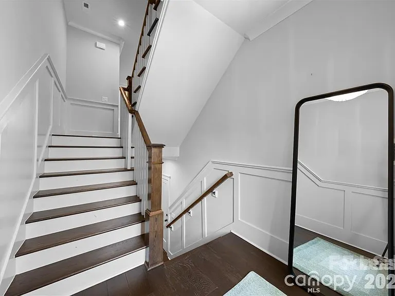 622 Mattie Rose Ln — Photo 8
