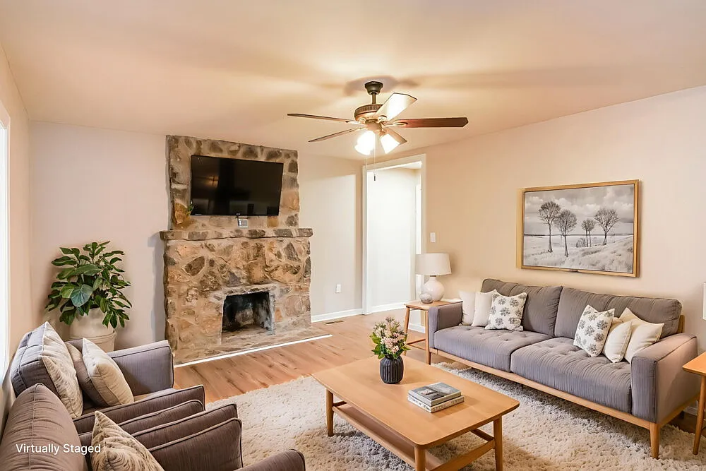4 bed, 3.0 bath, 3050 sqft, $2,945 — Photo 4