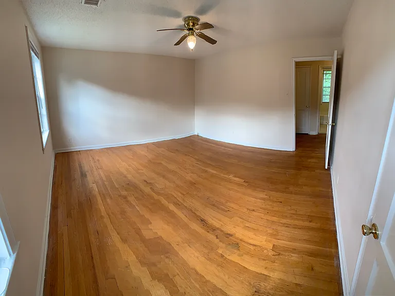 1662 Valley Ave — Photo 49