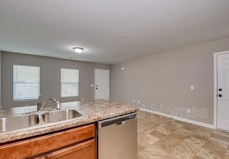 3549 Pebble Creek Dr — Photo 10