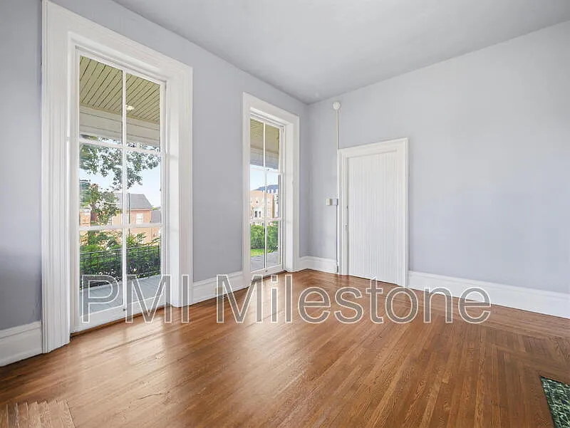 2 bed, 2.0 bath, 1800 sqft, $1,300 — Photo 4