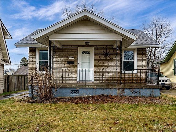 2nd image of 2104 Moreland Ave