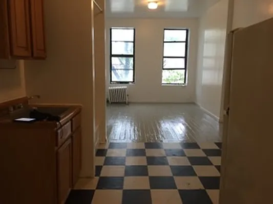 Rented by City Heights Realty | media 10