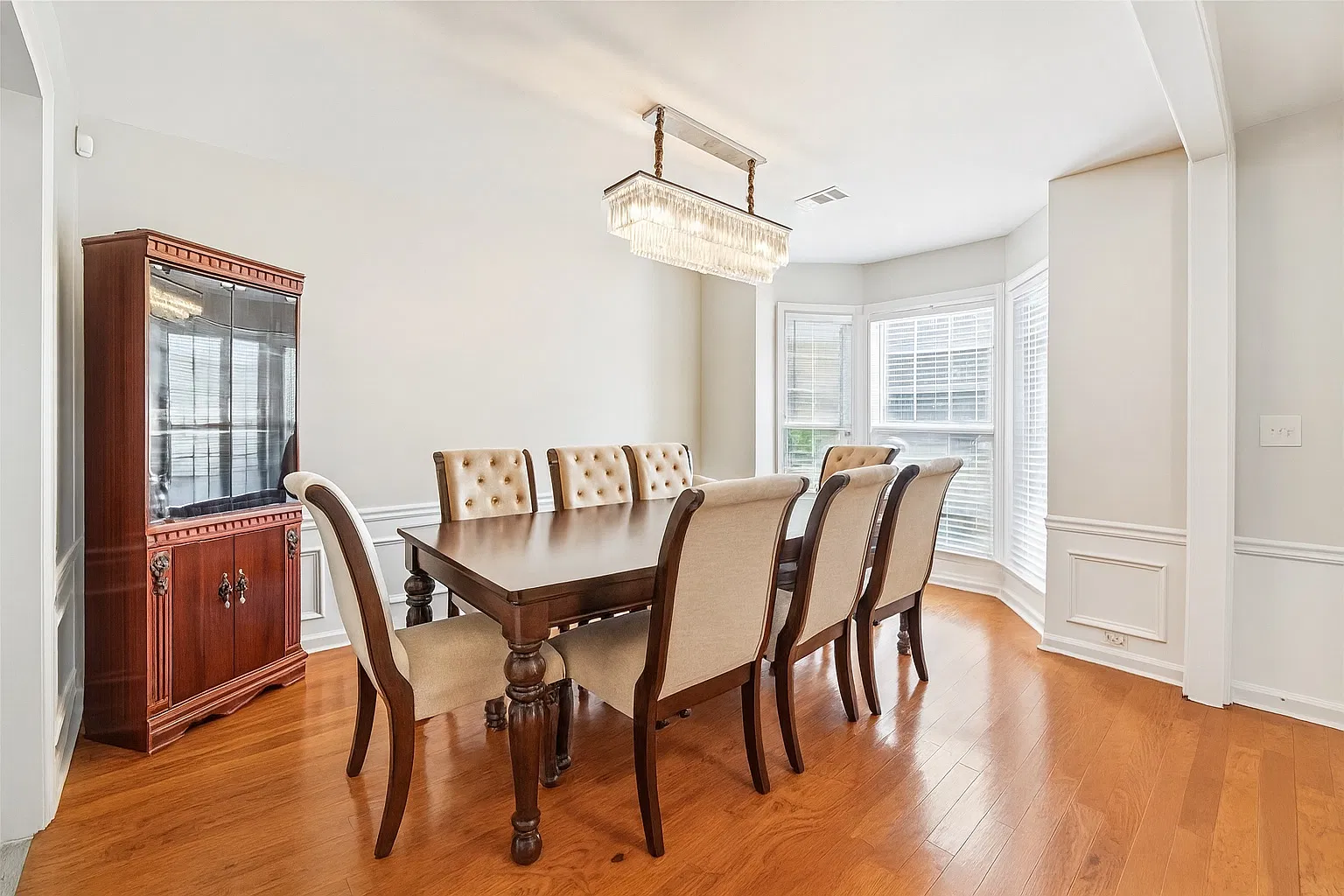 2000 Maple Ridge Ct NW — Photo 4