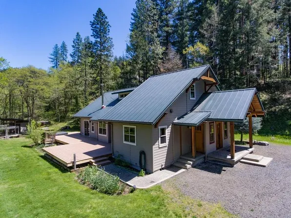 27709 Highway 62, Trail, OR 97541