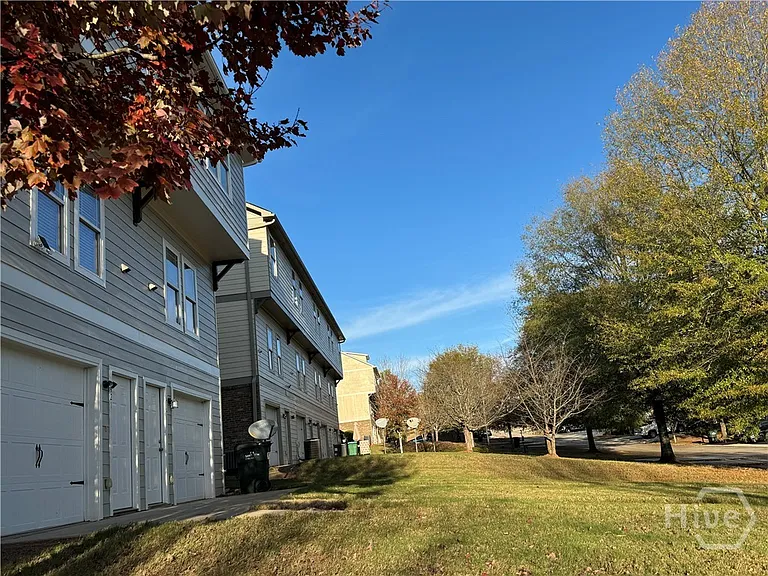 409 Whitehall Rd — Photo 22
