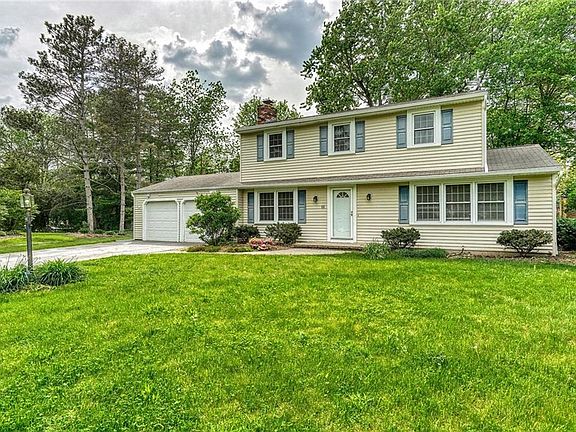 2nd image of 11 Hara Cres
