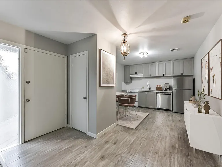 6305 Deerwood Rd — Photo 5