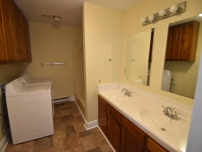 1202 D St #F3 — Photo 4