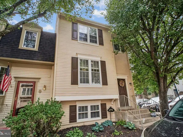 67 Fendall Ave, Alexandria, VA 22304