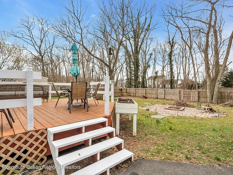 248 Sunset Ln — Photo 39