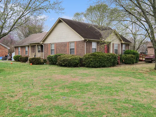 2236 Patriot Dr, Murfreesboro, TN 37130