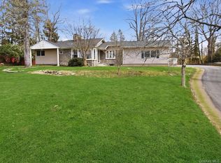 11 Levon Lane, Miller Place, NY