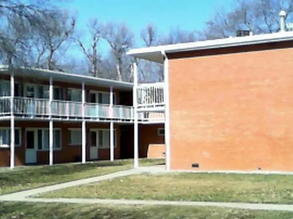 m4900, 4900 Wilshire Blvd #11, Lincoln, NE 68504