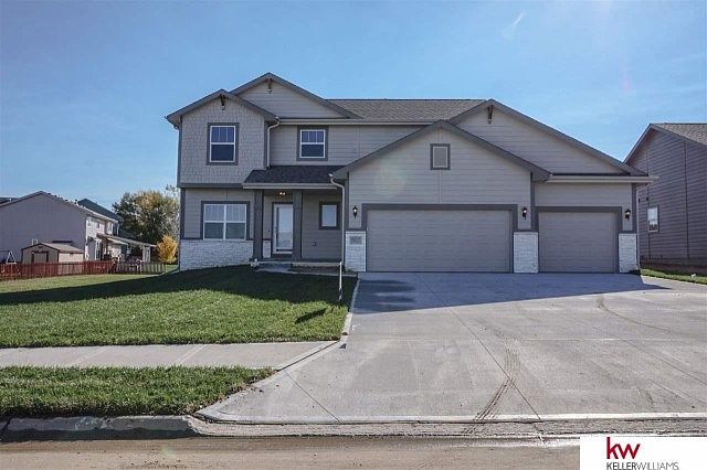 1st image of 4217 Heartland Dr