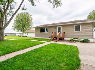 425 7th Ave SW, Le Mars, IA 51031