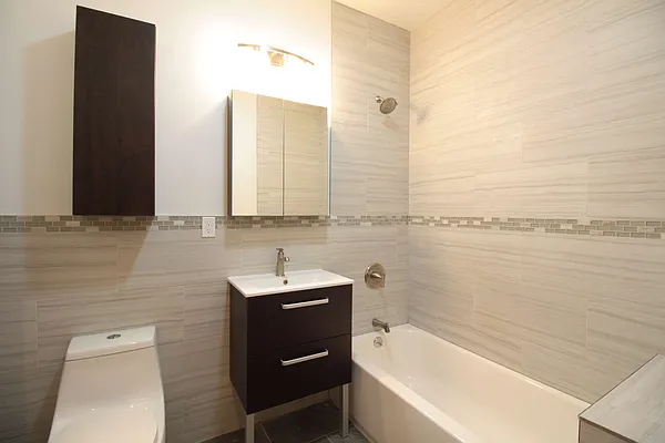 Rented by Compass | media 21