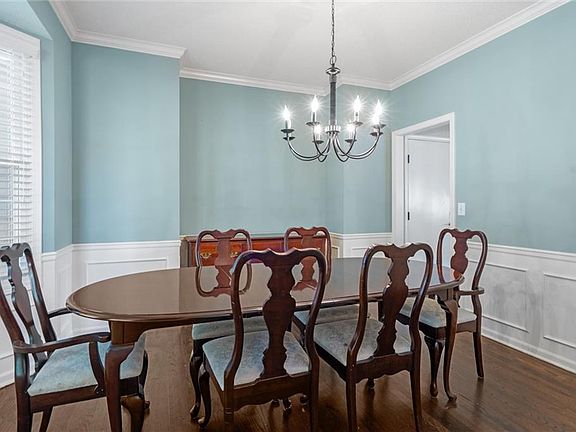 5th image of 12944 Monrovia St