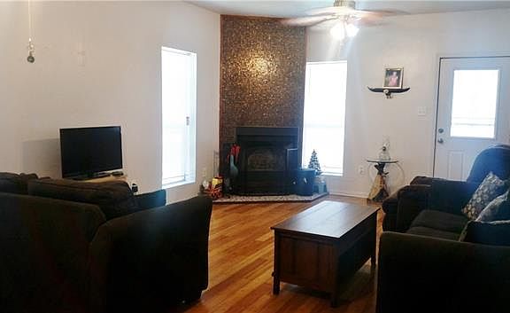 3rd image of 116 S Wright Ave