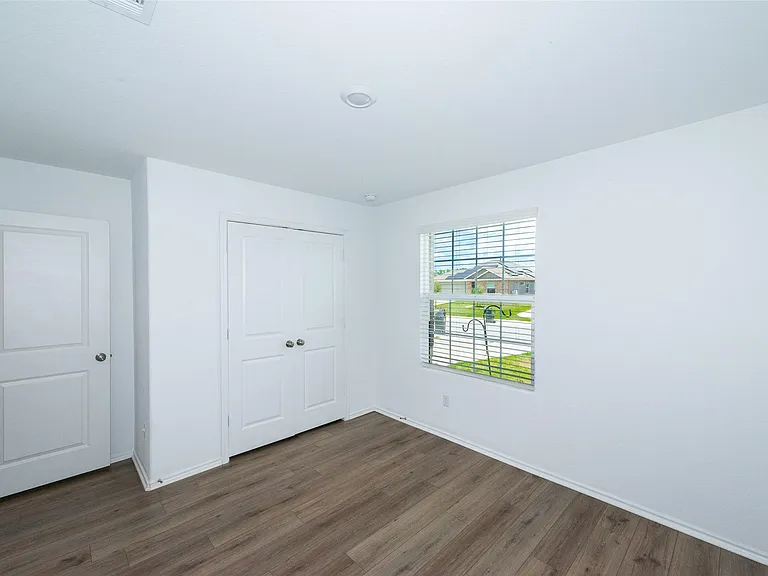 147 Otter Rd — Photo 5