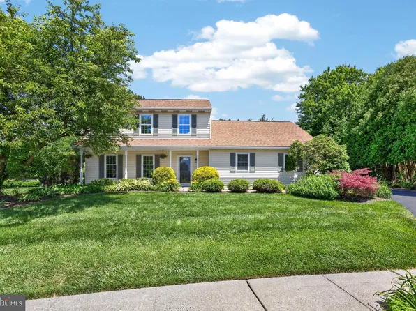 1110 Ross Ln, Phoenixville, PA 19460