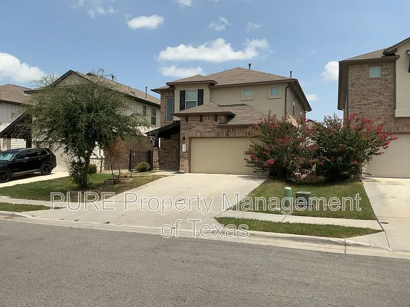4 bed, 2.5 bath, 2130 sqft, $2,095 — Photo 3