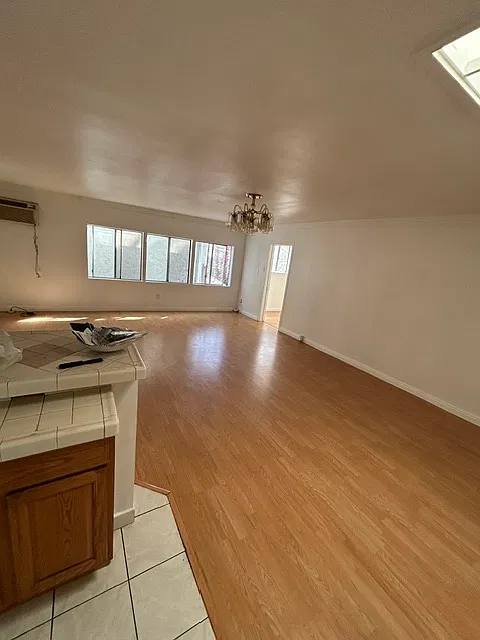 2 bed, 1384 sqft, $2,600 — Photo 2