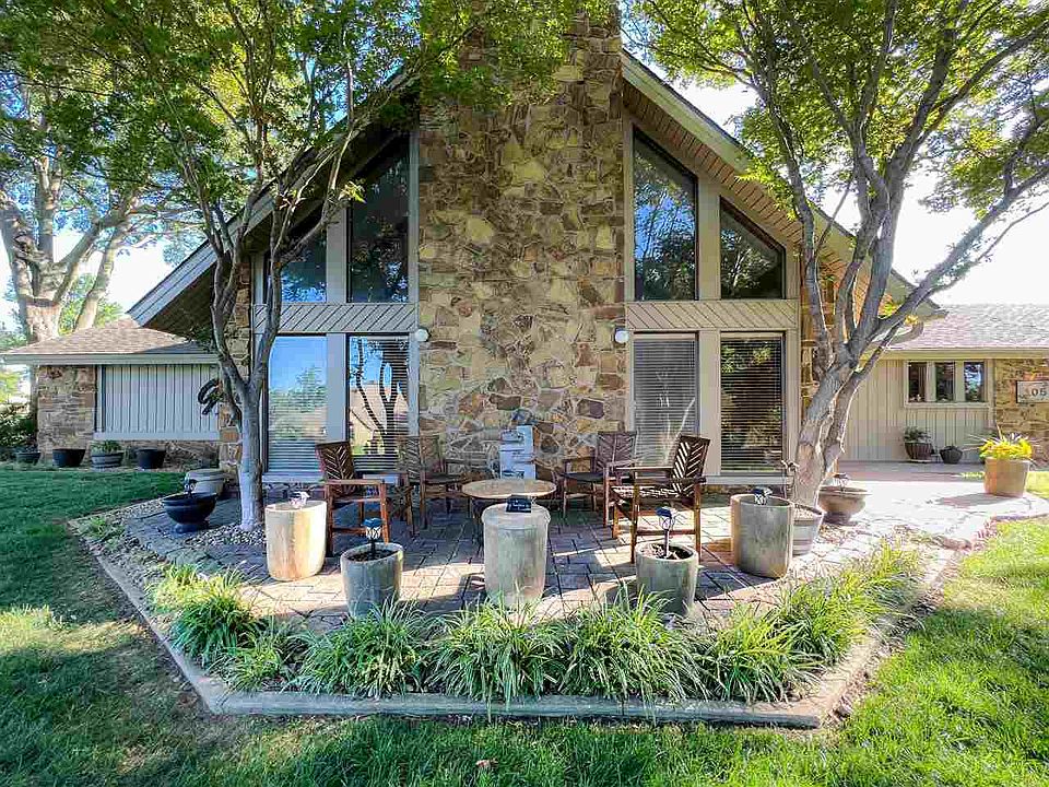 105 Stoneridge Rd, Ponca City, OK 74604 Zillow