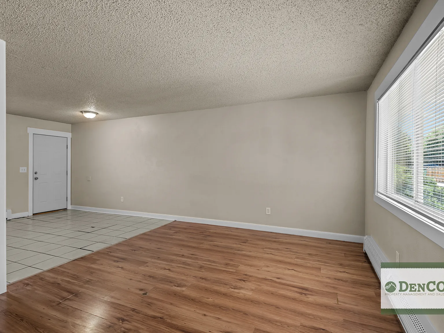 3 bed, 1000 sqft, $2,200 — Photo 4