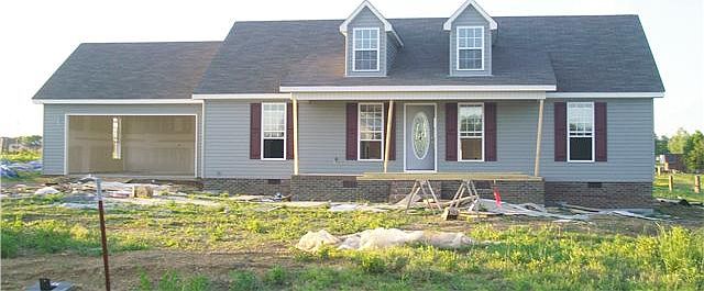 2nd image of 29 Fox Wood Dr