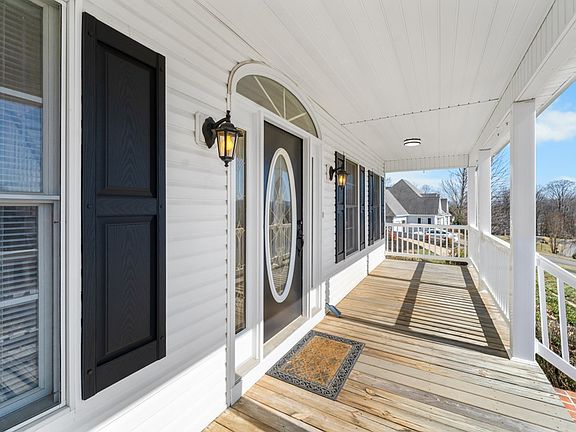 3rd image of 16359 Old Timber Rd