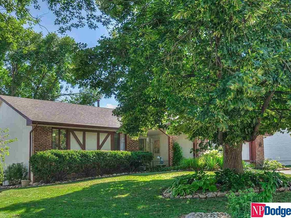 1st image of 12865 Southdale Dr