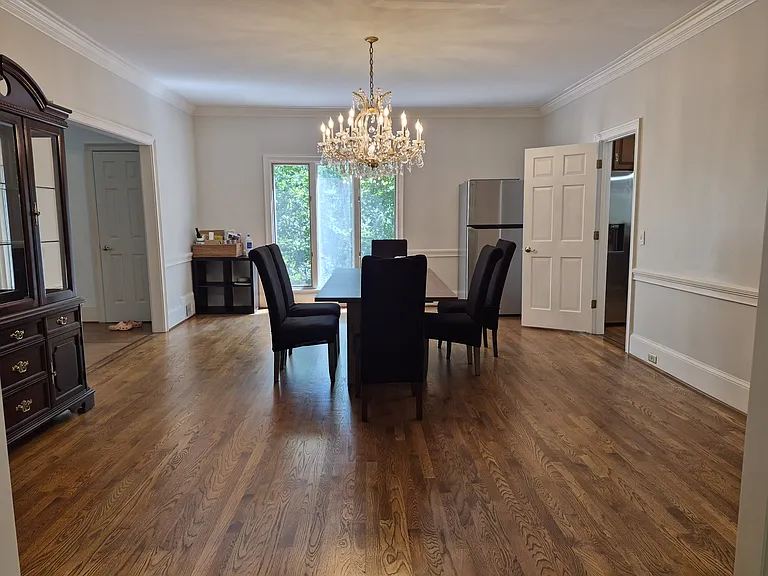 1835 Brandon Hall Dr — Photo 9