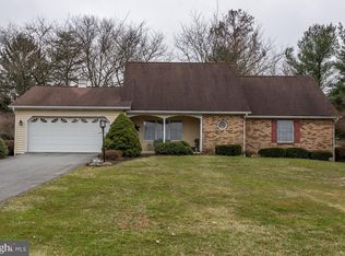 235 W 5th St, Quarryville, PA 17566