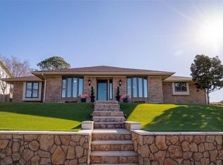 2612 Castle St, Irving, TX 75038