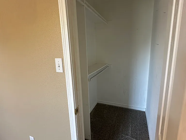 1136 Westheimer Rd — Photo 4